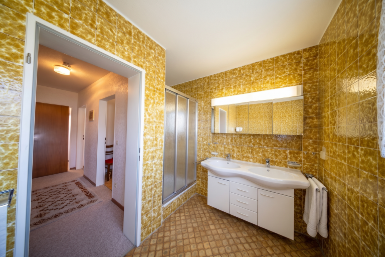 Badezimmer 1