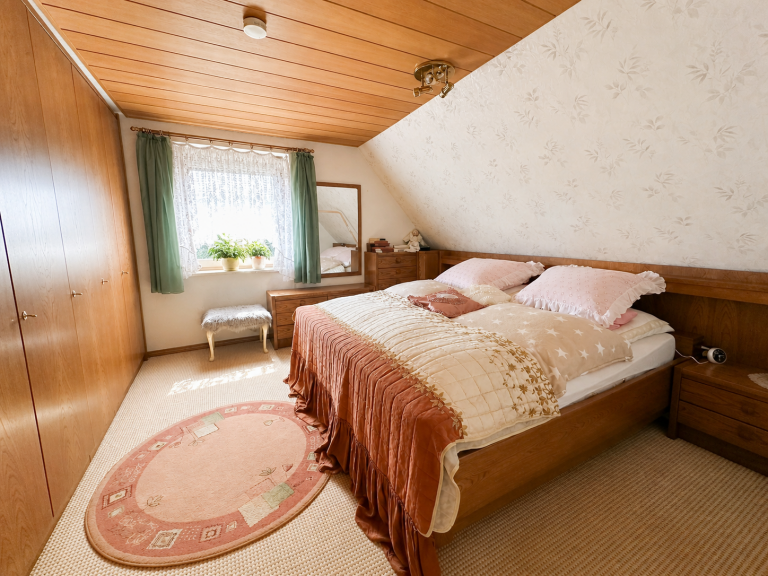 Schlafzimmer 2
